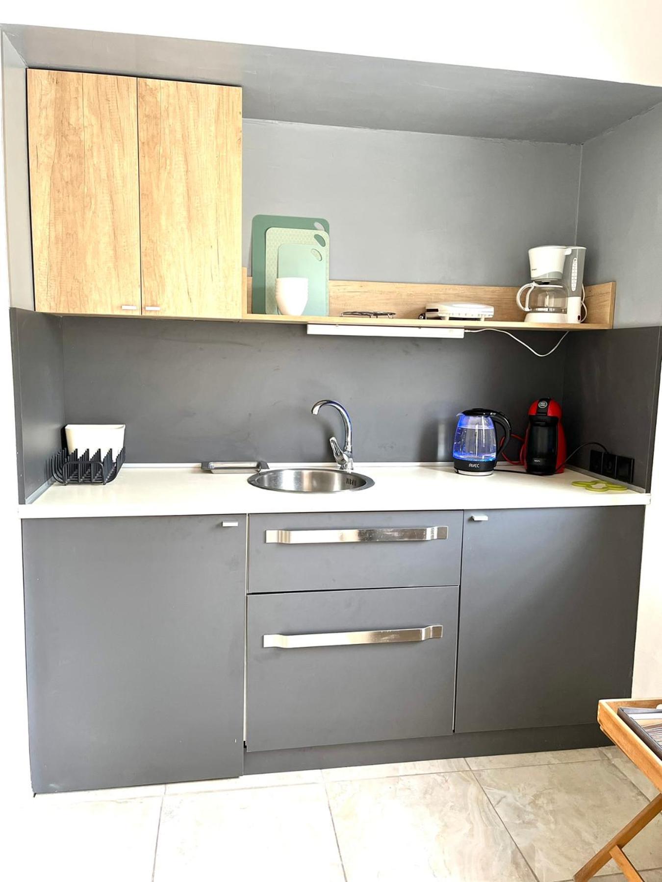 Crystal - Apartment With Garden & Parking Komotini Zewnętrze zdjęcie